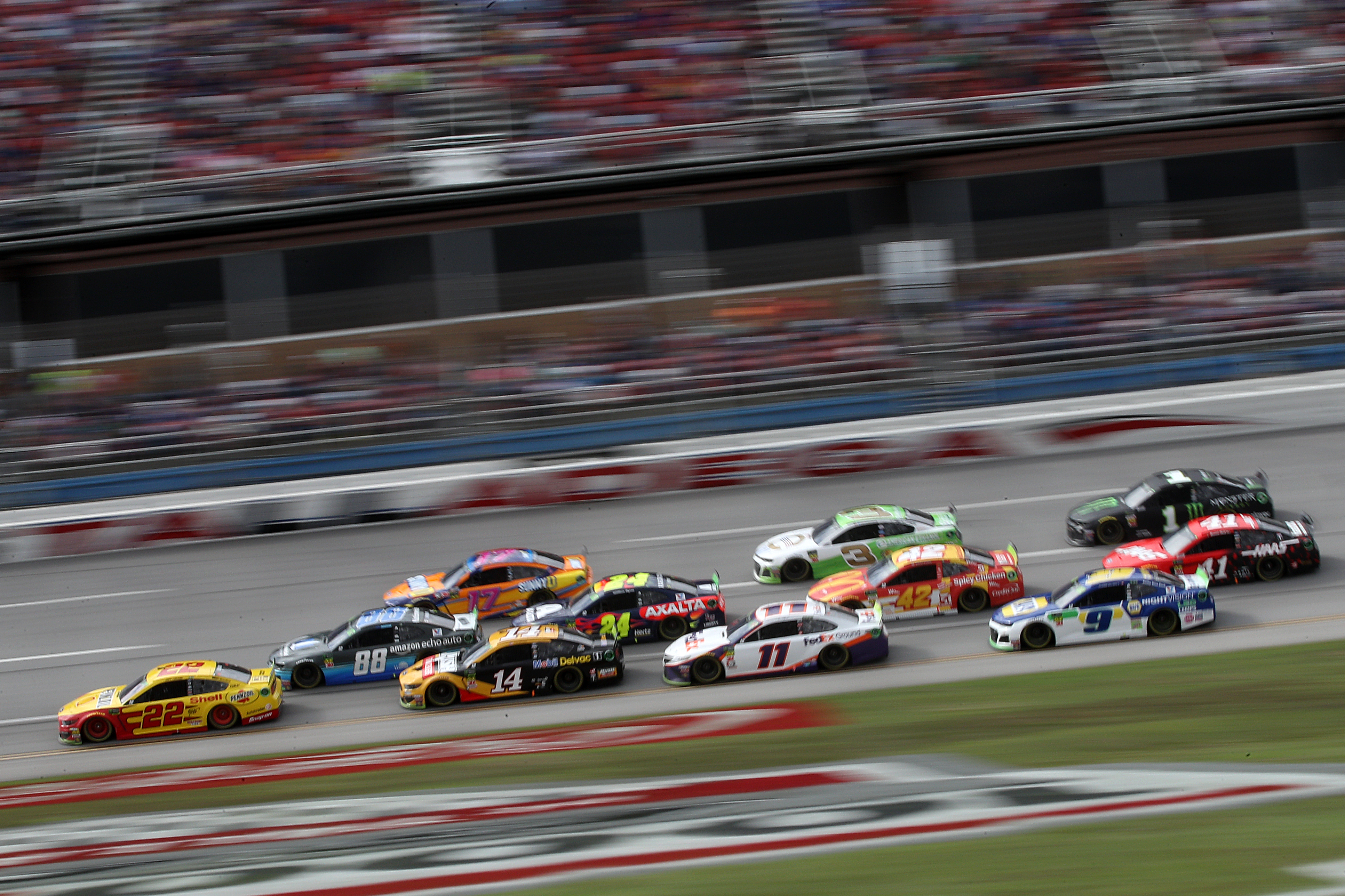 Monster Energy NASCAR Cup Series 1000Bulbs.com 500